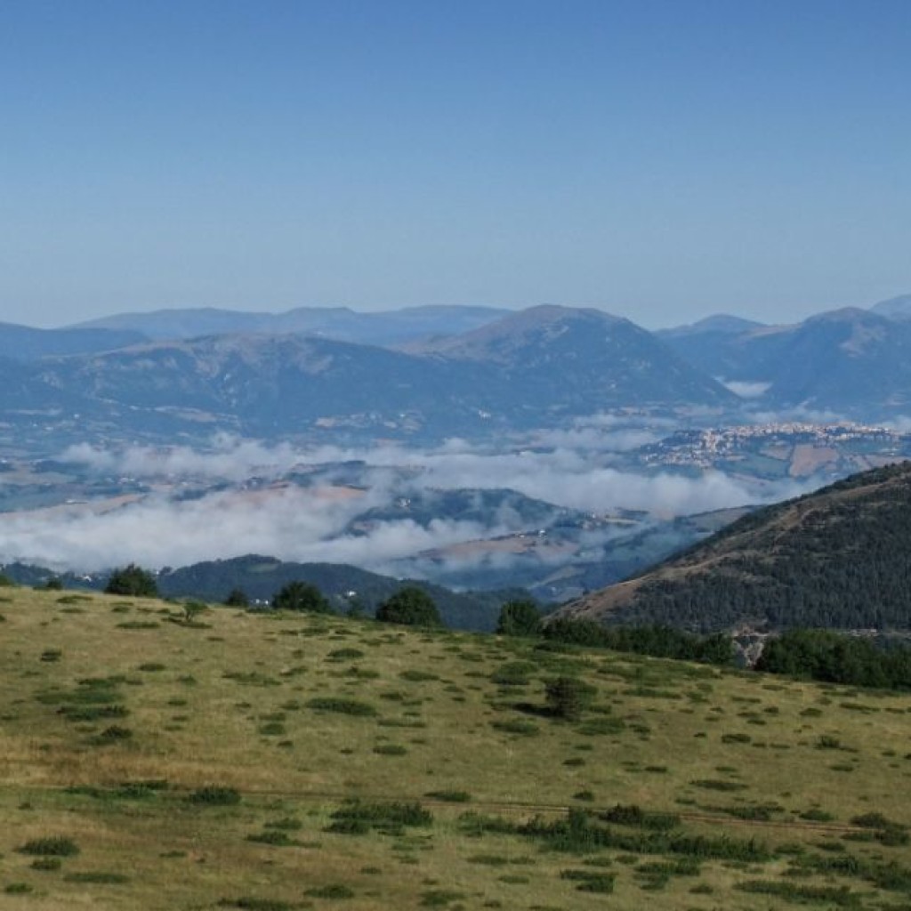 piani di ragnolo: veduta su camerino