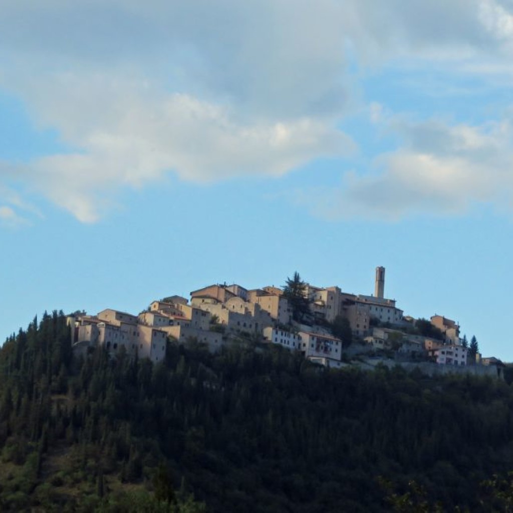 cerreto di spoleto vecchia ferrovia spoleto-norcia