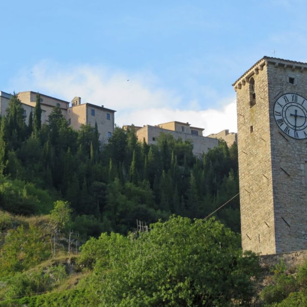 cerreto di spoleto vecchia ferrovia spoleto-norcia